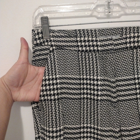 H&M - Houndstooth Plaid High Rise Skinny Pants - Picture 4 of 14